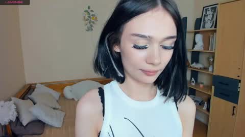Snapshot of leonewiechec chatting on May 3, 8:04 pm Alice online show from May 3, 8:04 pm