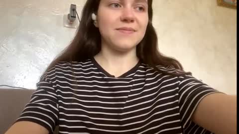 Leo online show from March 31, 9:32 am