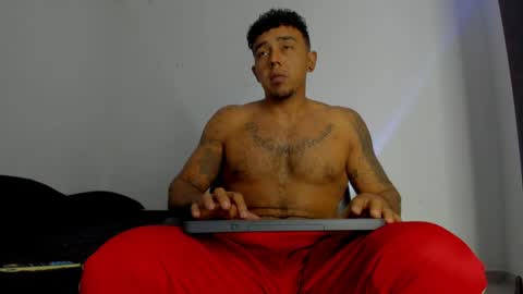 Snapshot of leonidas1195 chatting on March 31, 11:38 pm leonidas1.1 online show from March 31, 11:38 pm