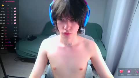 leonkissboy online show from March 8, 3:27 pm