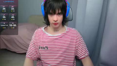 leonkissboy online show from May 13, 1:19 pm