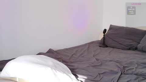 Snapshot of leonlure chatting on February 14, 9:39 am leonlure online show from February 14, 9:39 am