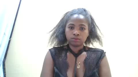 leonnetta online show from May 11, 12:11 pm
