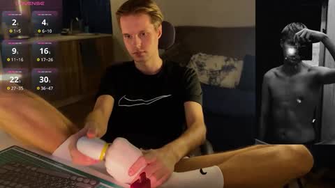 Leon online show from February 7, 7:17 pm