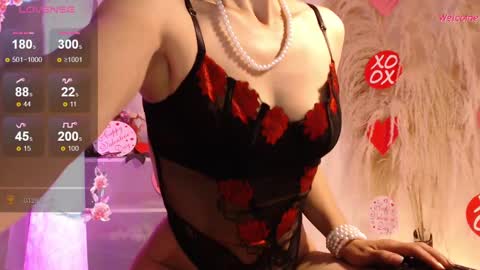 Snapshot of leonora_luxry_ chatting on February 14, 11:42 am My name is Leonora Pleasures to see you Follow me here and instagram online show from February 14, 11:42 am
