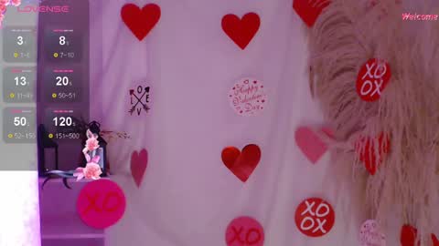 Snapshot of leonora_luxry_ chatting on February 19, 1:06 pm My name is Leonora Pleasures to see you Follow me here and instagram online show from February 19, 1:06 pm