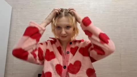 Snapshot of leonorekaufhold chatting on October 30, 8:16 am leonorekaufhold online show from October 30, 8:16 am