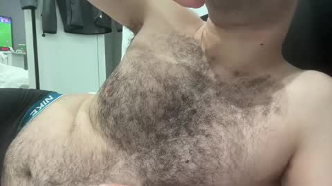 Snapshot of leoo699 chatting on February 8, 9:57 pm leoo699 online show from February 8, 9:57 pm