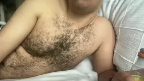 Snapshot of leoo699 chatting on March 1, 9:11 am leoo699 online show from March 1, 9:11 am