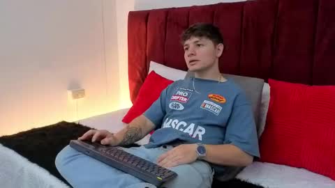 Leo  online show from March 19, 4:16 am