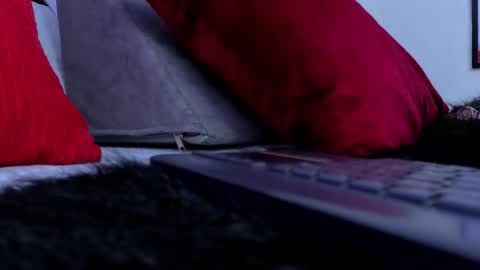 Leo  online show from March 22, 12:41 pm