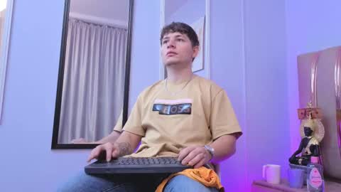 Leo  online show from March 27, 12:49 pm