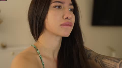 Snapshot of leoramallis chatting on February 4, 5:12 pm Leora online show from February 4, 5:12 pm