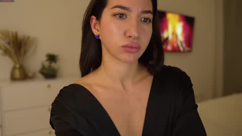 Snapshot of leoramallis chatting on March 2, 4:21 pm Leora online show from March 2, 4:21 pm