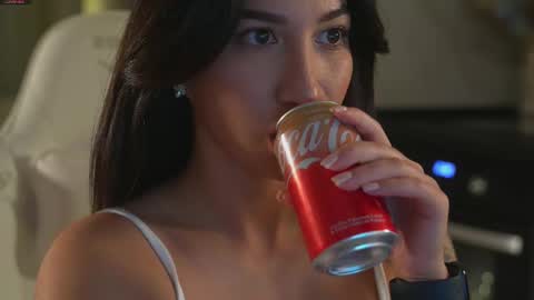 Snapshot of leoramallis chatting on September 26, 5:17 pm Leora online show from September 26, 5:17 pm