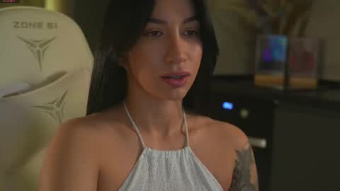 Snapshot of leoramallis chatting on October 18, 5:14 pm Leora online show from October 18, 5:14 pm