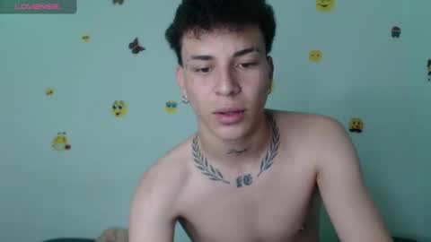 Snapshot of leostormy chatting on March 7, 11:40 am leostormy online show from March 7, 11:40 am