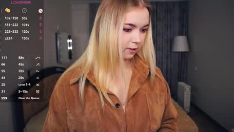 Hello everyone Im Lora Its my first day Were going to have fun together online show from October 2, 6:31 am