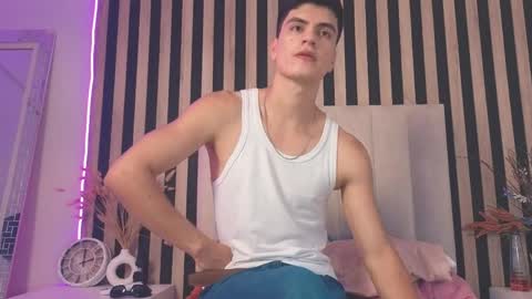 leotease online show from May 6, 7:08 pm