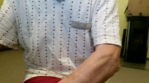 leotia online show from July 26, 9:11 pm