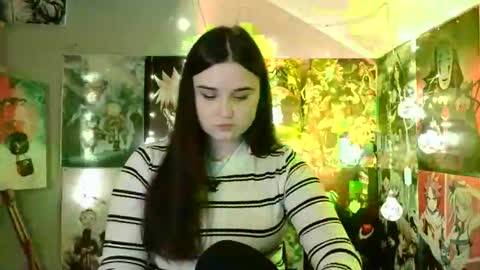 little secret online show from January 17, 8:02 am