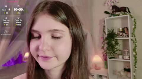 Nicole Moore online show from May 7, 3:06 pm