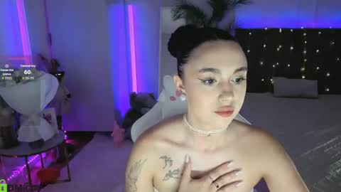 leri_star online show from June 21, 1:24 pm