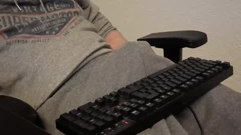 Leroy online show from November 26, 4:41 pm