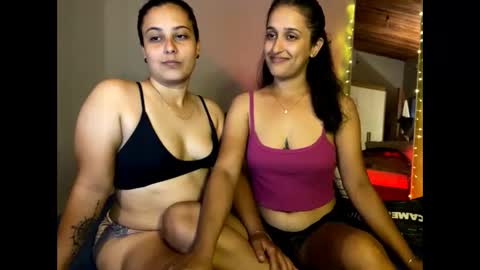 Snapshot of lesbiancouplebrazil2025 chatting on February 23, 6:16 pm lesbiancouplebrazil2025 online show from February 23, 6:16 pm