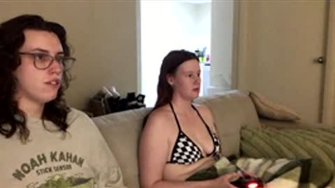 Snapshot of lesbianlovers38 chatting on April 6, 10:38 am Lesbian dreams online show from April 6, 10:38 am