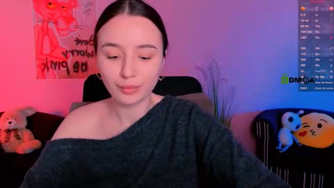 leslie_bird online show from November 23, 9:53 am