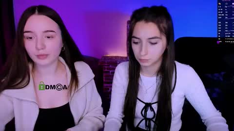 leslie_bird online show from January 10, 10:17 am