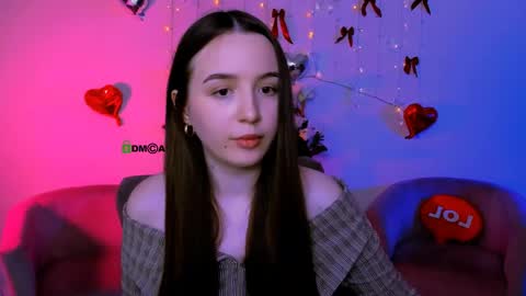 leslie_bird online show from May 7, 9:03 am