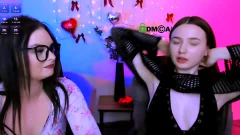 leslie_bird online show from May 11, 2:45 pm
