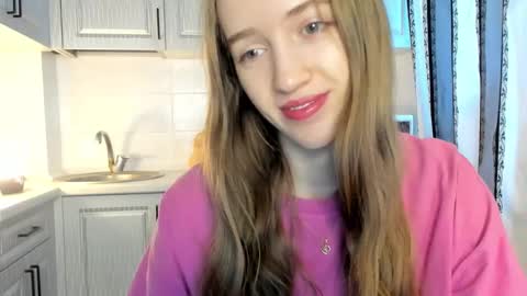 Snapshot of leslie_my_lovee chatting on December 20, 9:16 am LESLIE online show from December 20, 9:16 am