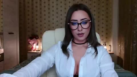 Snapshot of leslie_secret chatting on November 12, 9:36 pm leslie_secret online show from November 12, 9:36 pm