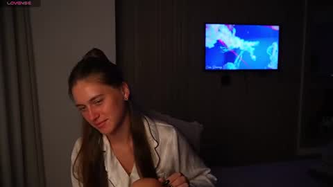 LeslieKorfs online show from June 26, 10:58 pm