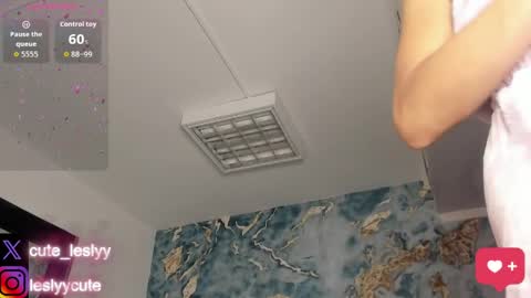 Snapshot of lesly_cutee chatting on March 31, 11:21 am lesly_cutee online show from March 31, 11:21 am