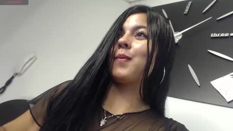 Snapshot of lesly_w chatting on February 27, 4:10 pm I am here from Monday to Friday from 730 am to 130 pm Colombia time and saturday from 500 am to 1000 am .... Soon Blue page online show from February 27, 4:10 pm