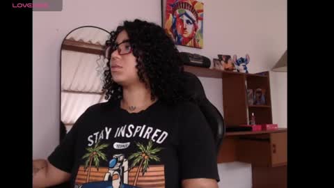 lesly online show from May 17, 5:42 pm