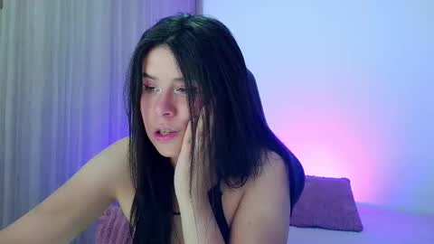 Snapshot of leslystone_ chatting on March 11, 9:32 pm Lesly online show from March 11, 9:32 pm