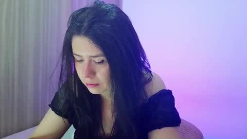 Lesly online show from April 22, 1:23 pm