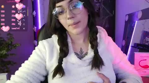 Less  online show from October 21, 5:46 pm