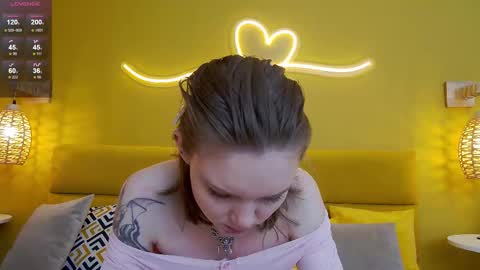 Snapshot of lessysweety chatting on October 13, 3:28 am Lessy online show from October 13, 3:28 am