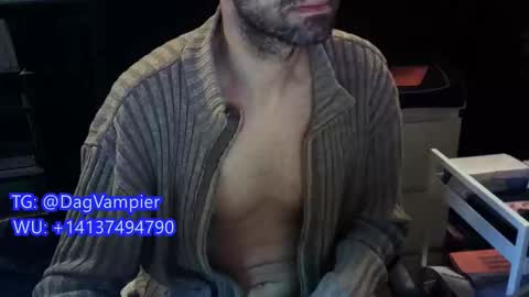 Vampiro Diurno online show from February 25, 7:45 pm