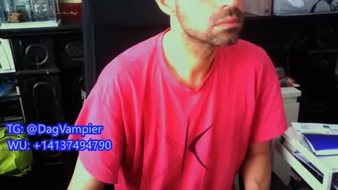 Vampiro Diurno online show from June 30, 2:29 pm