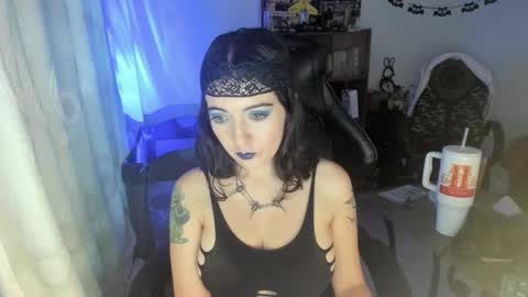 lestatdlion online show from October 18, 10:38 am