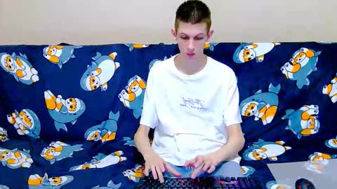 lester_broo online show from November 26, 9:27 pm
