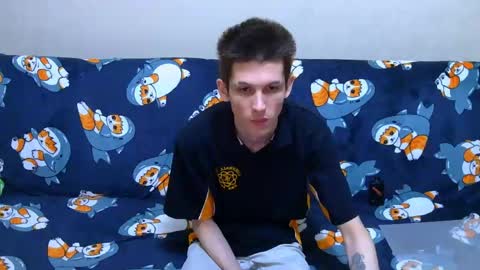 Snapshot of lester_broo chatting on June 1, 12:45 am lester_broo online show from June 1, 12:45 am