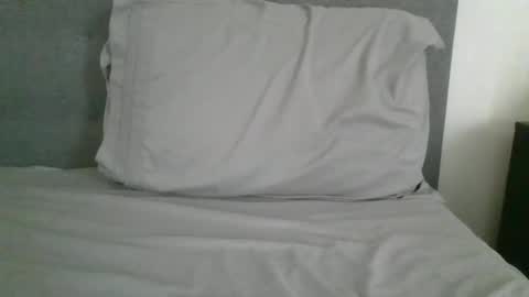 lets_play143 online show from July 1, 12:34 am